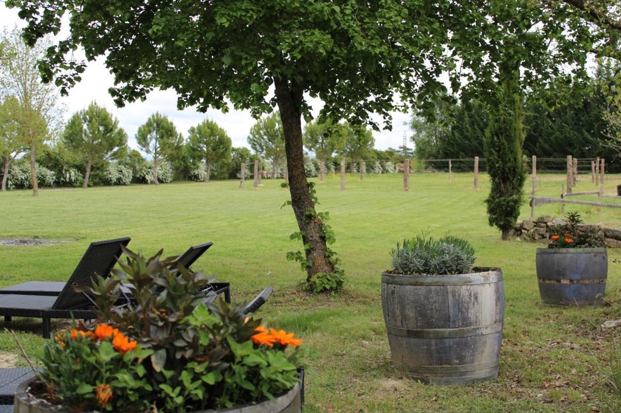 Le Relais D'Elle Bed & Breakfast Niozelles Exterior photo