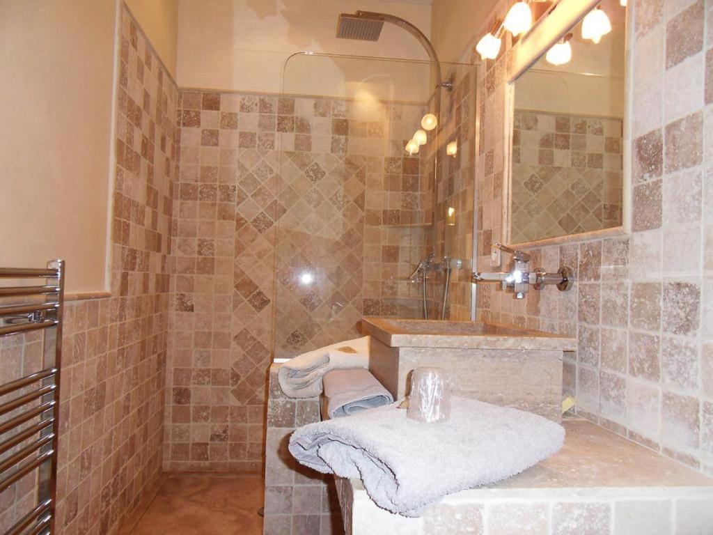 Le Relais D'Elle Bed & Breakfast Niozelles Exterior photo